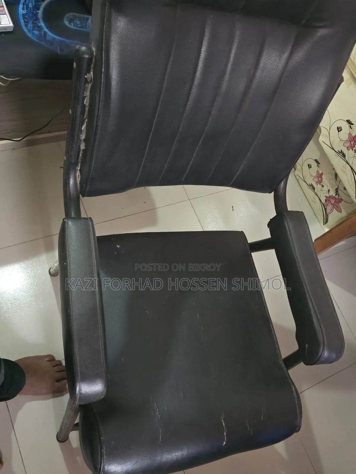 কাস্টমাইজ অফিস চেয়ার উইথ প্রিমিয়াম ফোম