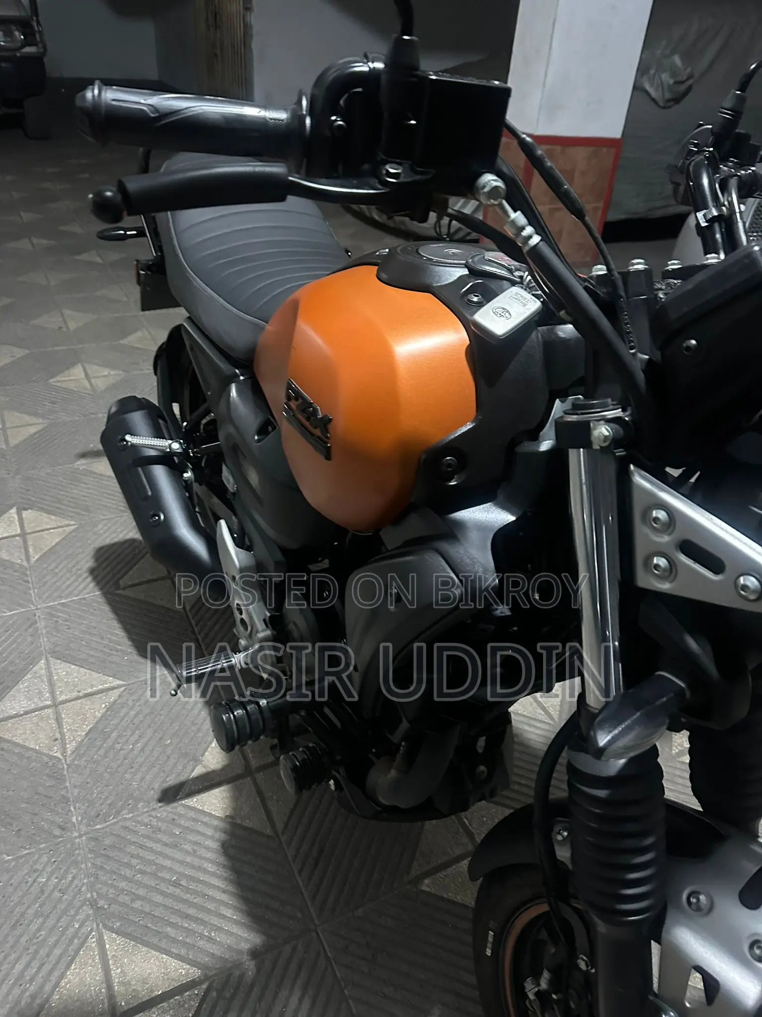 Yamaha FZ 2024 Orange