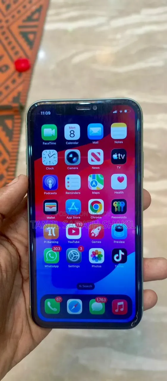 Apple iPhone 11 64 GB