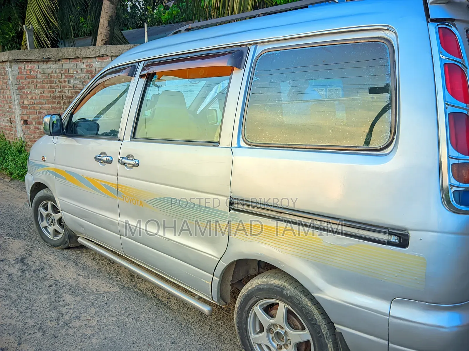 Toyota Regius ১৯৯৭ গ্রে