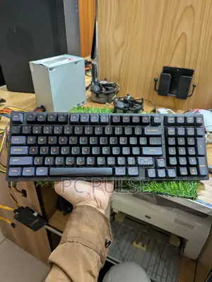 Thunderobot Cedar Wired Mechanical Keyboard (Used Like New)