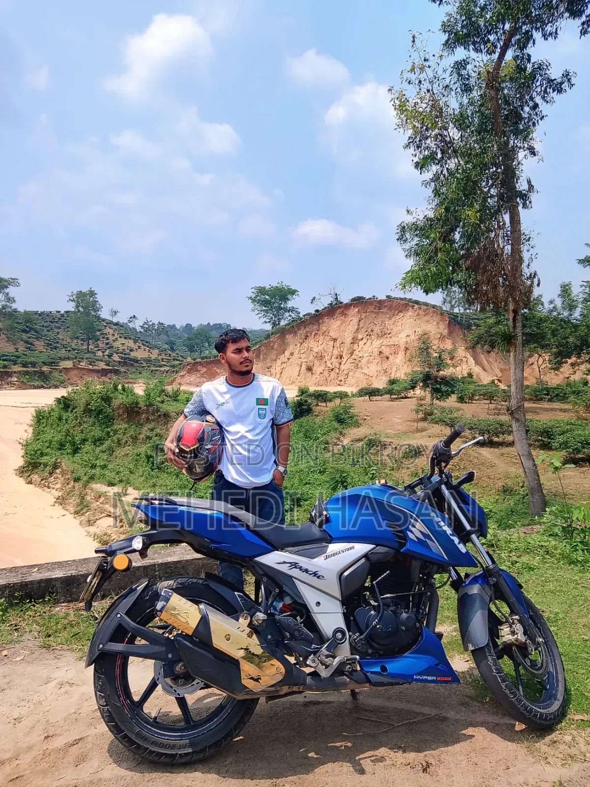 TVS Apache RTR 160 4V 2022 Blue