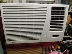 উইন্ডো গিরি এসি দেড় টন ২৫ হাজার টাকা