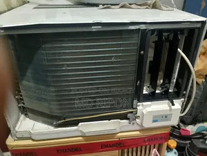 উইন্ডো গিরি এসি দেড় টন ২৫ হাজার টাকা