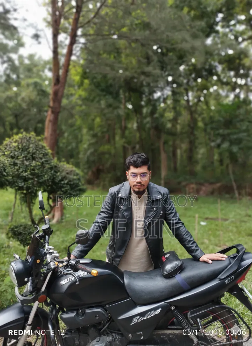 Runner Bullet 100 2014 Black