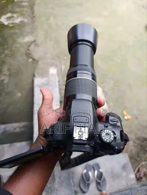 Canon 700d Fresh With 75-300 Joom Lens for Sell