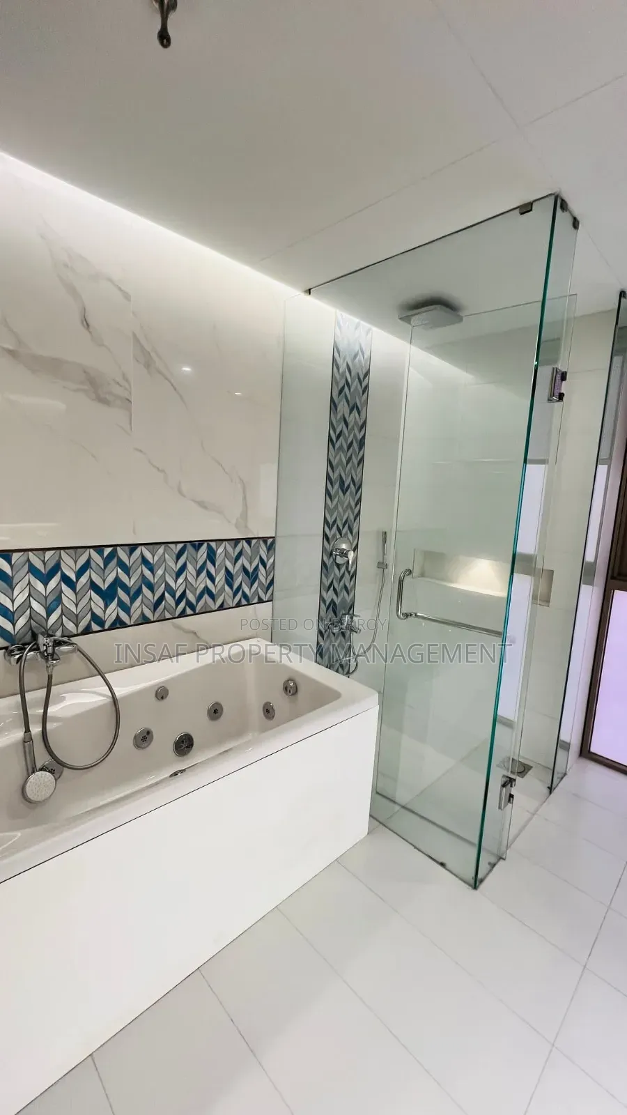 4-bedroom Apartment in Baridhara for Rent