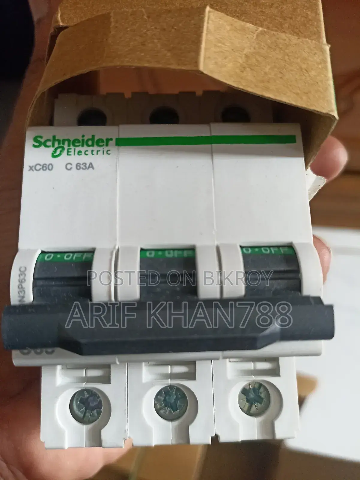 Circuit Breaker (MCB), 63A Schneider