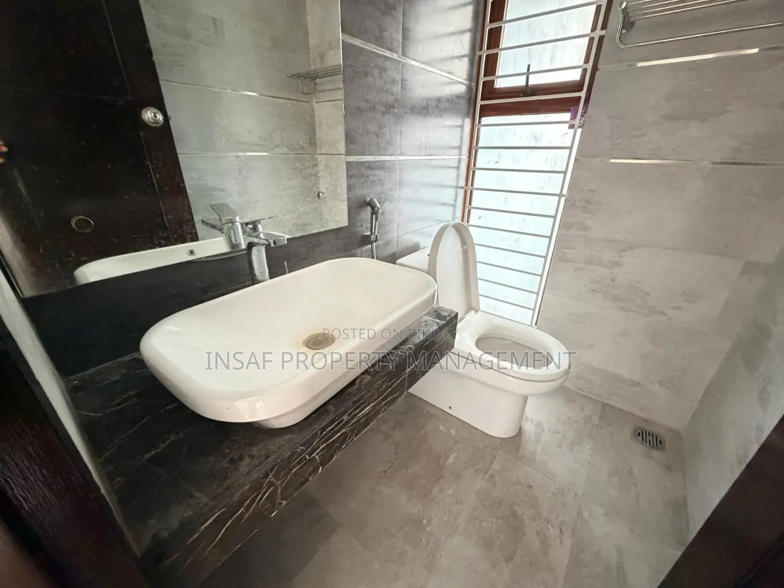 4-Bedroom Apartment in Gulshan for Rent