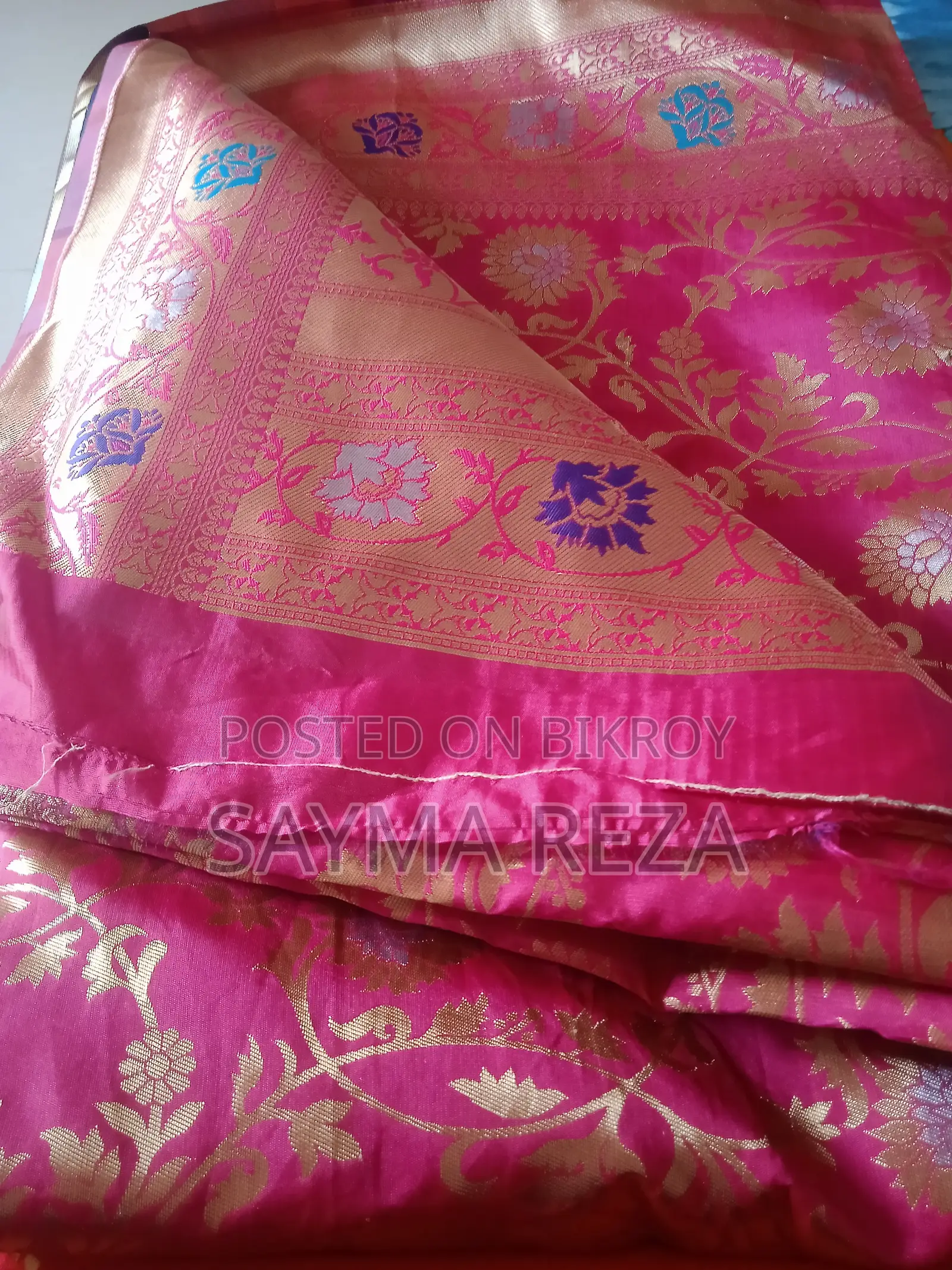 হাফ সিল্ক শাড়ি