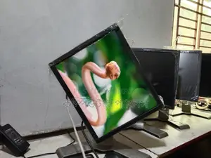 হাইড্রোলিক মুভিং ডেল ব্র্যান্ড ১৭" ১০০% ফুল ফ্রেশ মনিটর