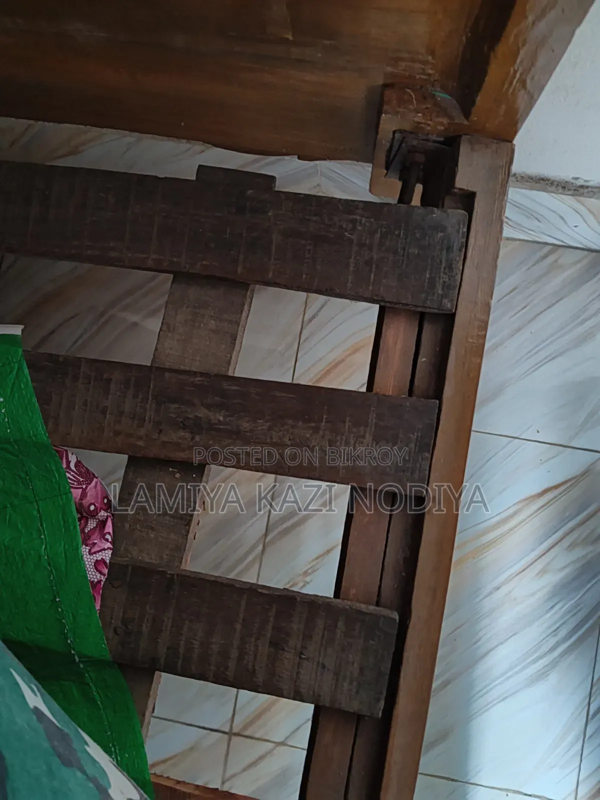 Almirah and Bed for Sale
