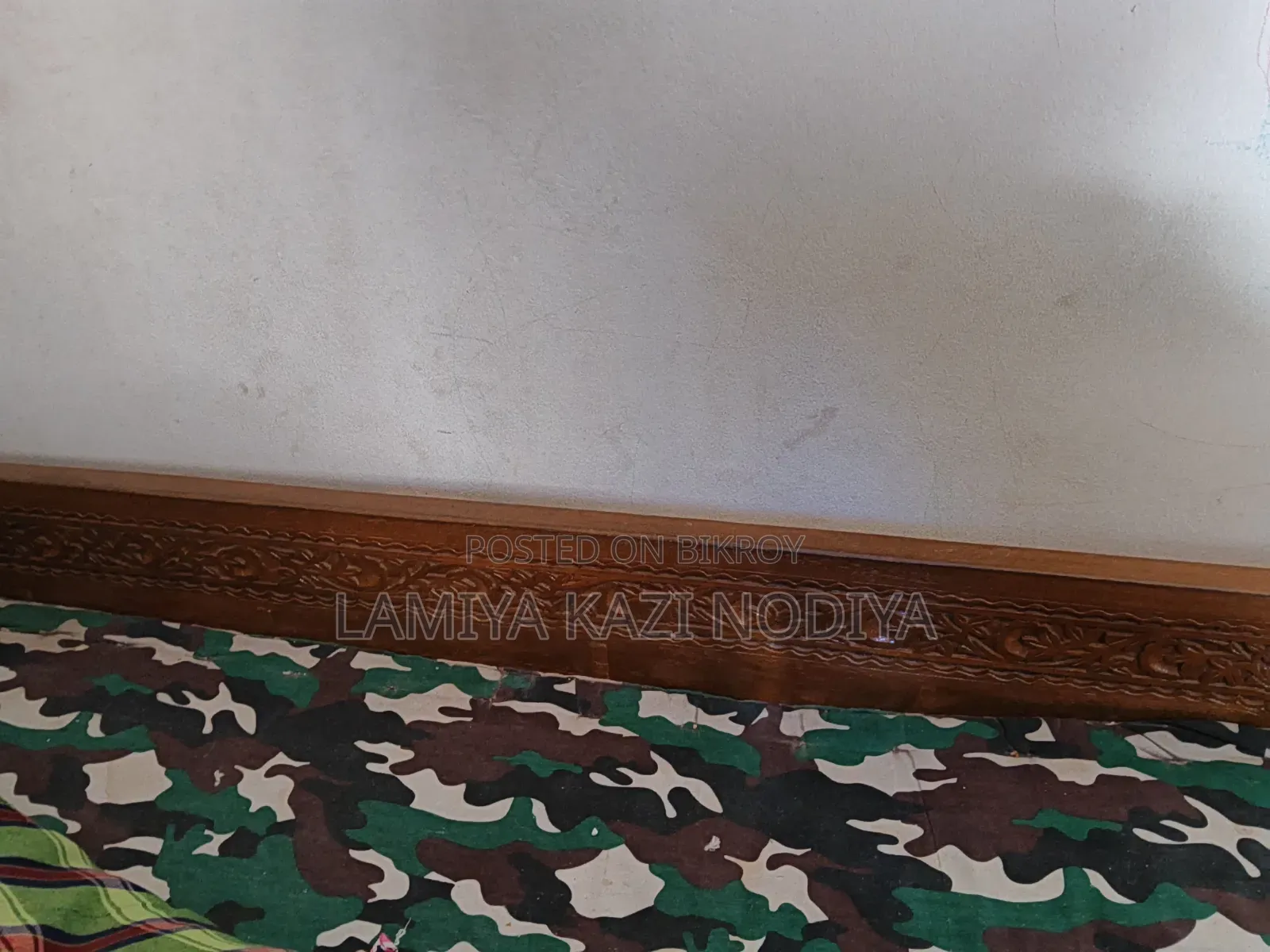 Almirah and Bed for Sale