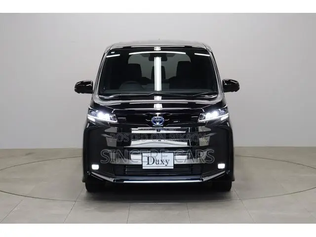 Toyota Noah 2023 Black