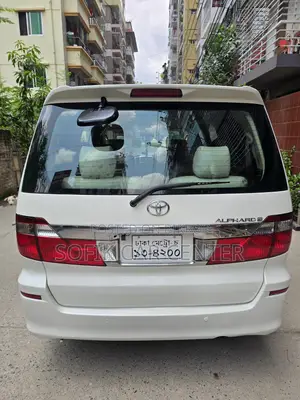 Toyota Alphard 2004 White