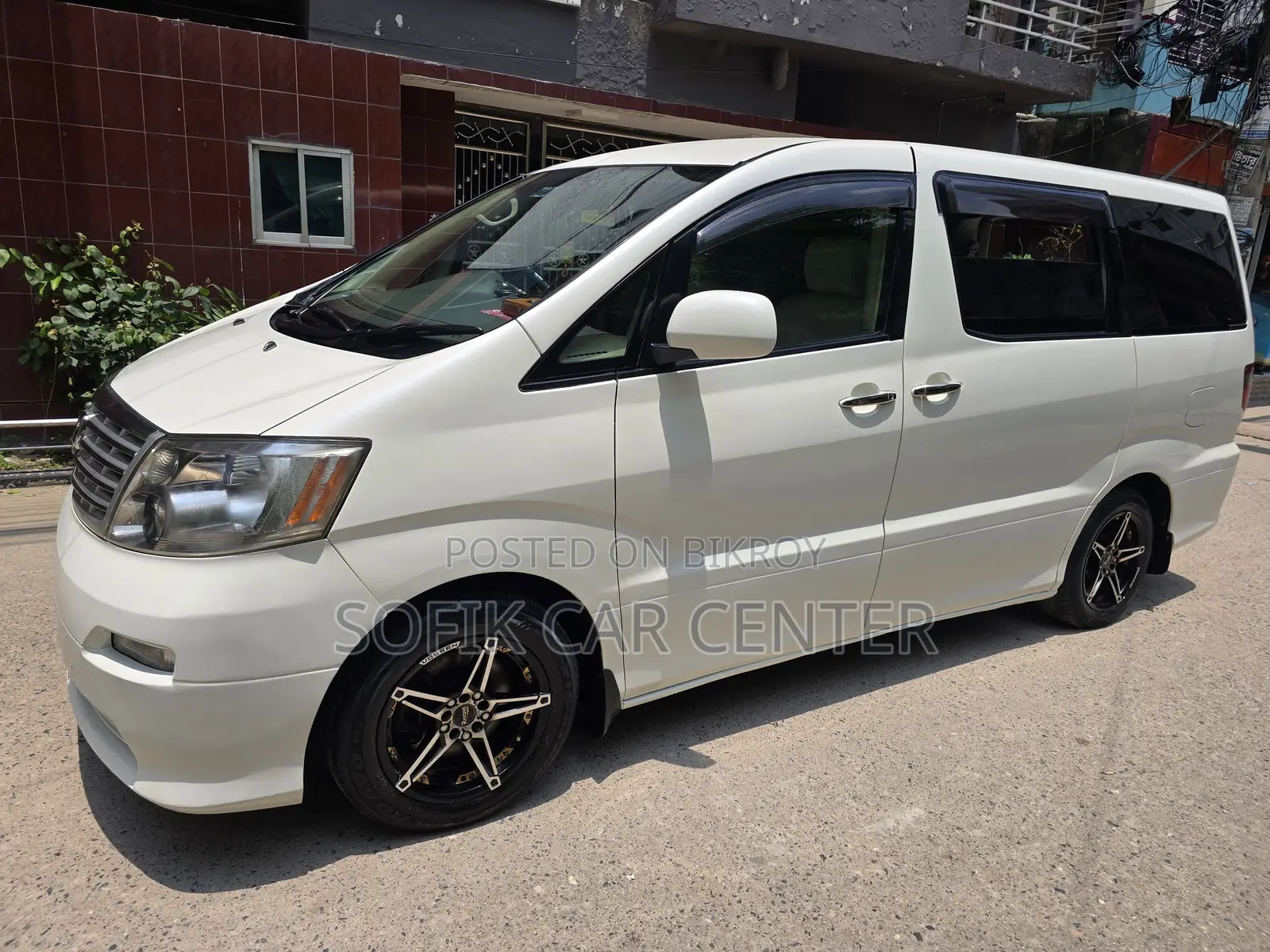 Toyota Alphard 2004 White