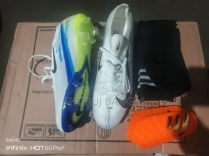 Nike Air Zoom Mercurial (Full Fibre Protection) {Size 41}