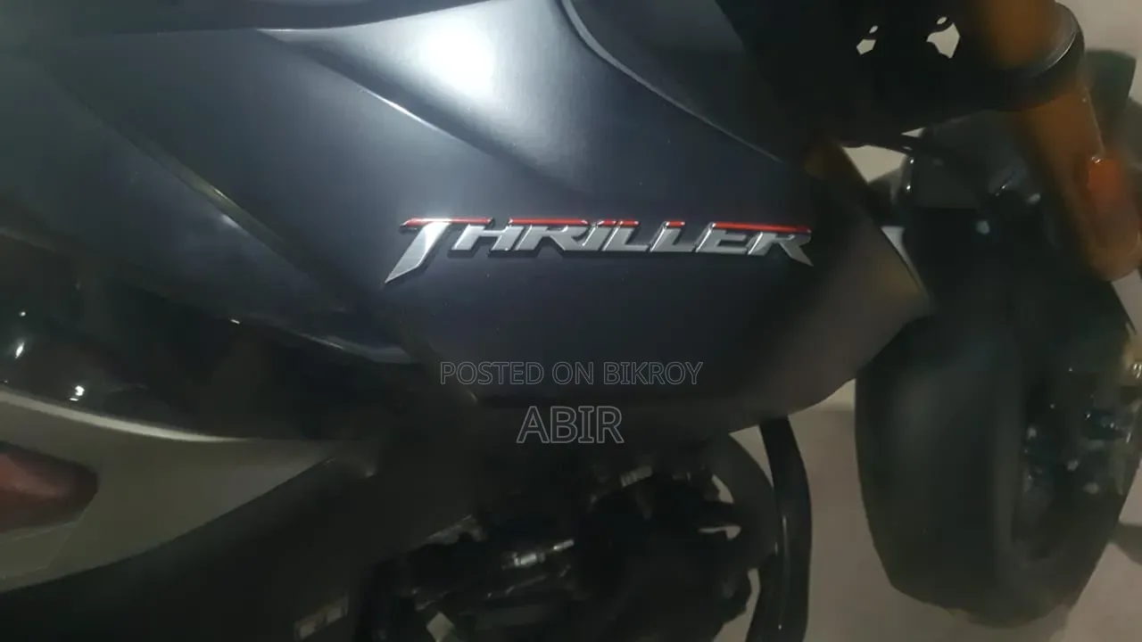 New Hero Thriller 160R 4V 2025 Black