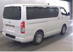Toyota HiAce 2021 Pearl