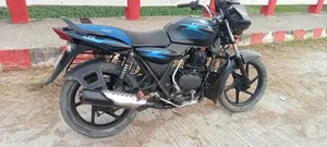 বাজাজ ডিসকভার ১২৫ ২০০৯ কালো