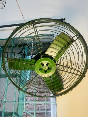 ছোট স্টিলের Fan