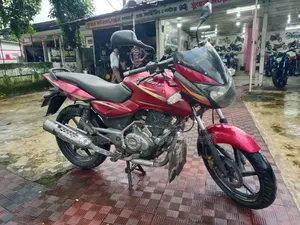 Bajaj Pulsar 150 2017 Red