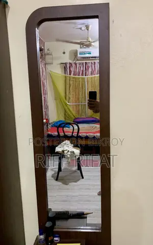 Regal Dressing Table
