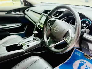 Honda Civic EX Sedan 2018 Pearl