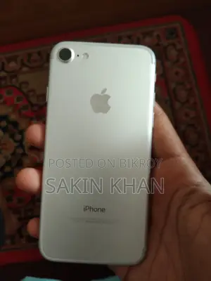 Apple iPhone 7 32 GB Gray