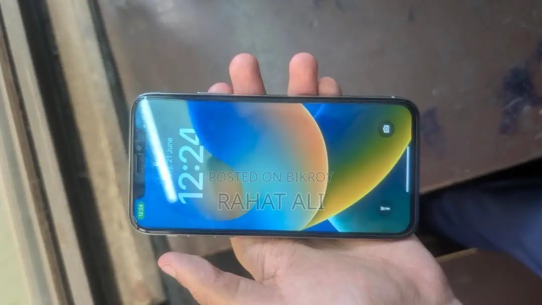Apple iPhone X 256 GB White