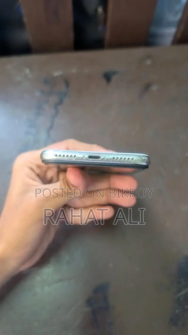 Apple iPhone X 256 GB White