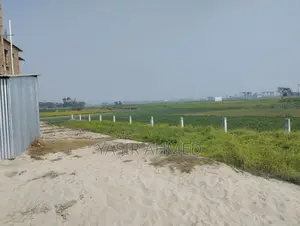 আকর্ষণীয় মু্ল্যে ঢাকা - মাওয়া মহাসড়ক এর কাছে জমি কিনুন