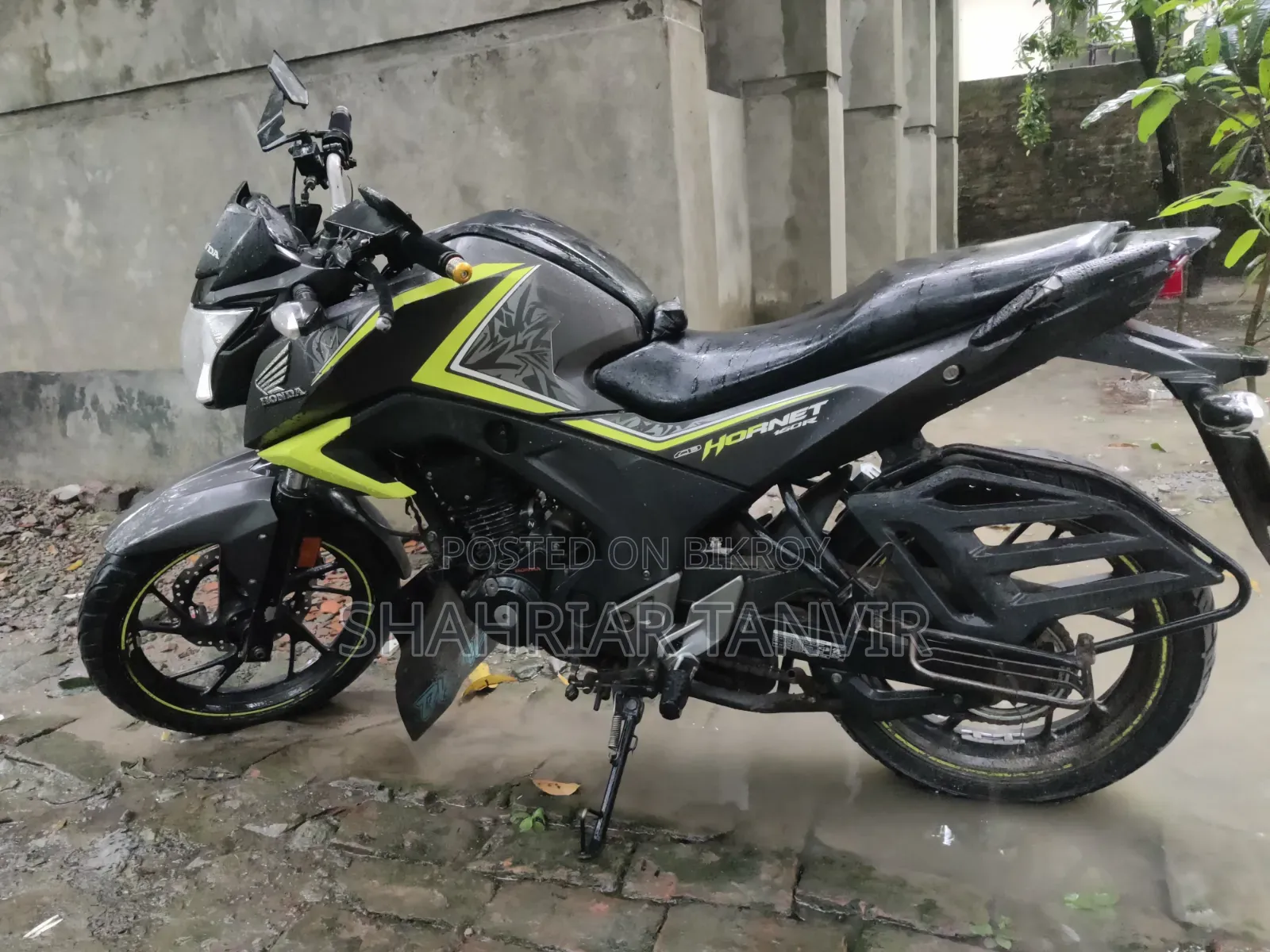 Honda Hornet 2020 Gray