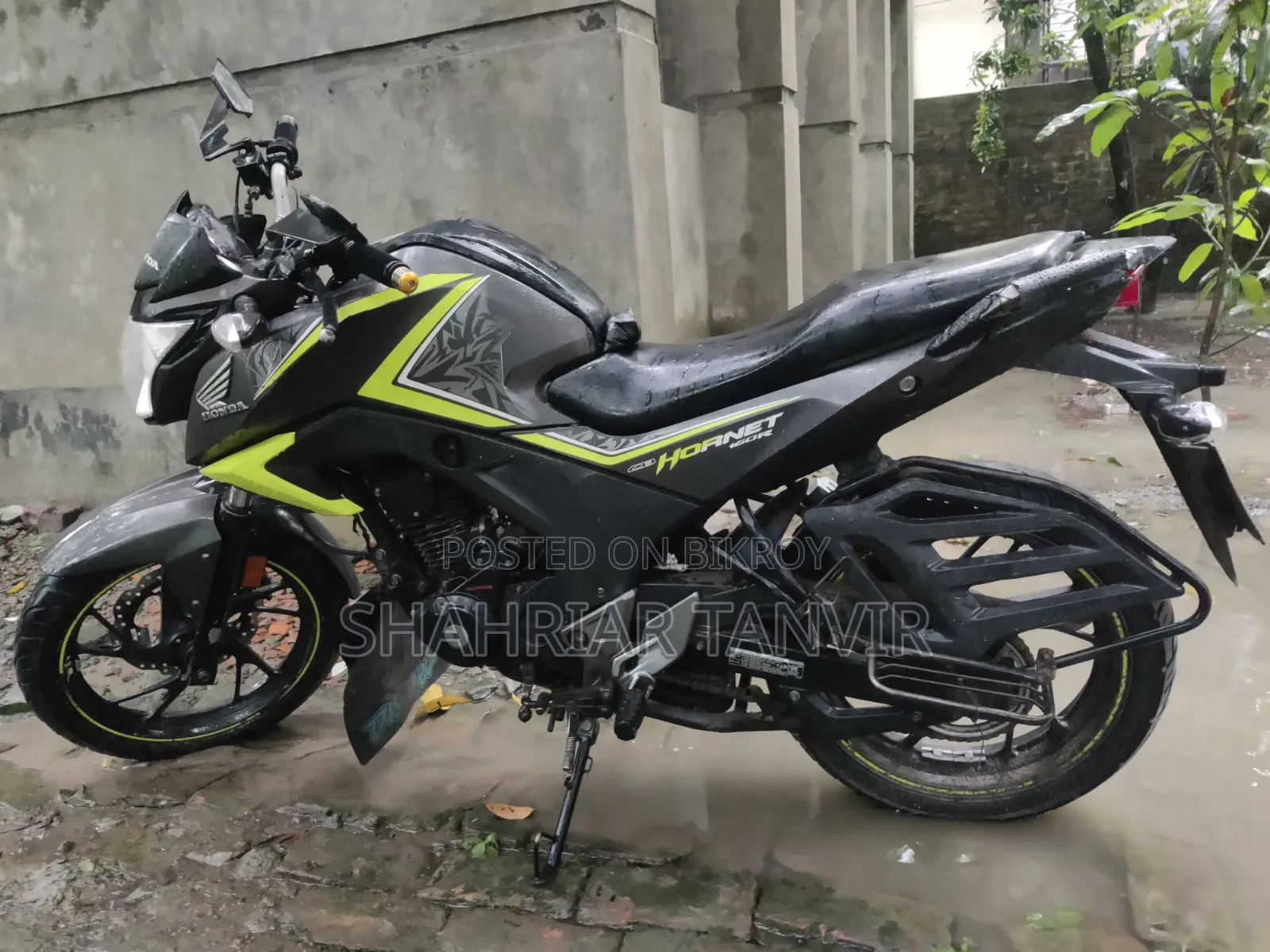 Honda Hornet 2020 Gray