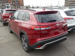 Toyota Corolla Cross 2025 Red