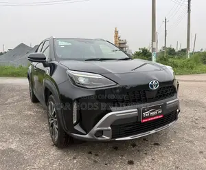 Toyota Yaris Cross 1.5 Hybrid FWD 2022 Black