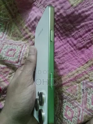 New Apple iPhone 16 Pro Max 256 GB White