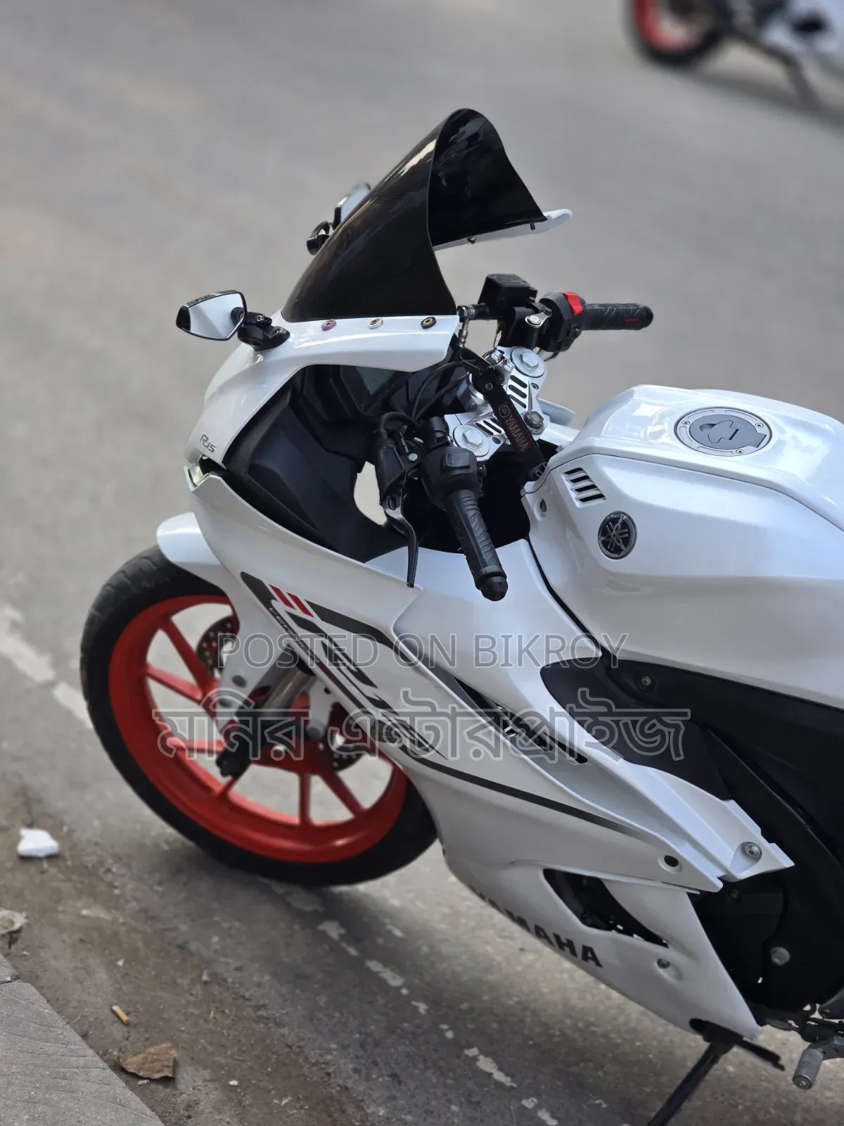 Yamaha R1 2024 Black