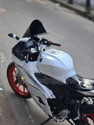 Yamaha R1 2024 Black