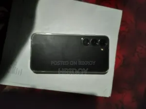 স্যামসাং গ্যালাক্সি এস২৩ ১২৮ জিবি ব্ল্যাক