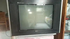 LG TV (CRT Monitor) 32-inch
