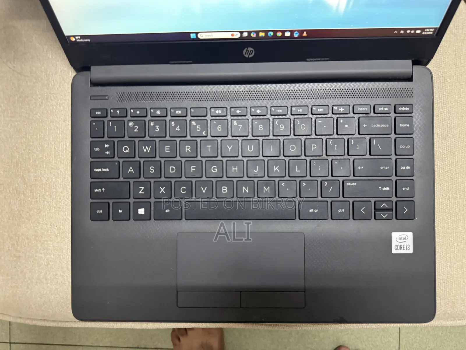 ল্যাপটপ HP 240 G8 ৪জিবি ইন্টেল কোর i3 এইচডিডি ১টি