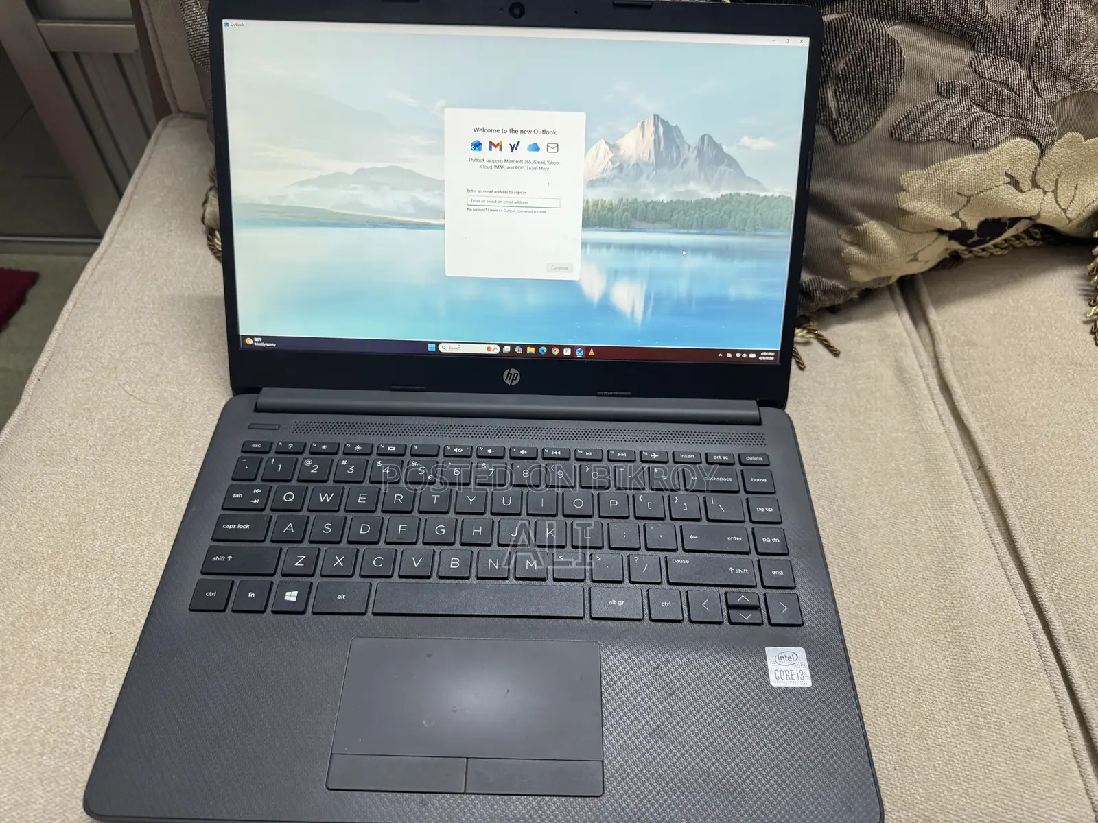 ল্যাপটপ HP 240 G8 ৪জিবি ইন্টেল কোর i3 এইচডিডি ১টি