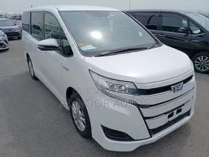 Toyota Noah 2021 Pearl