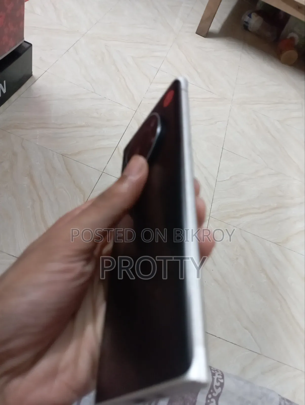 লাইকা লাইটজ ফোন ১ ২৫৬ জিবি ব্ল্যাক