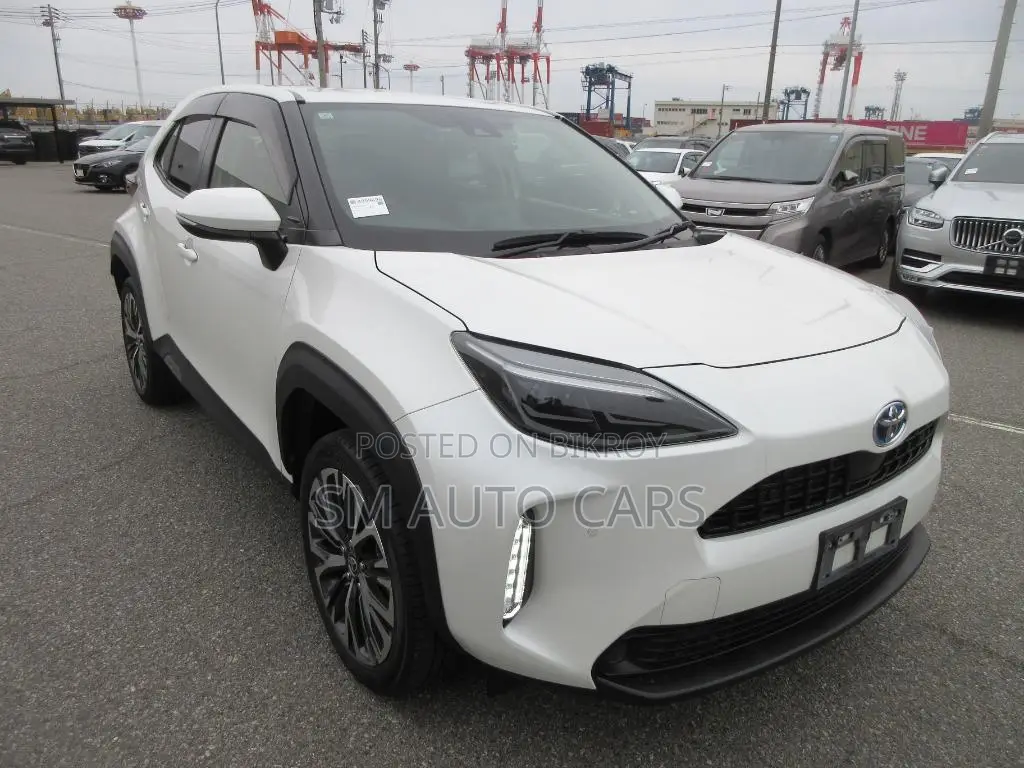 Toyota Yaris Cross 1.5 Hybrid FWD 2021 Pearl