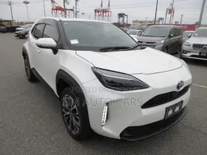 Toyota Yaris Cross 1.5 Hybrid FWD 2021 Pearl