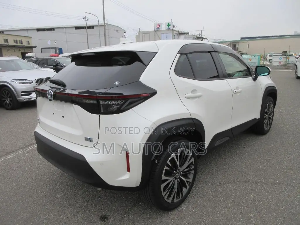 Toyota Yaris Cross 1.5 Hybrid FWD 2021 Pearl