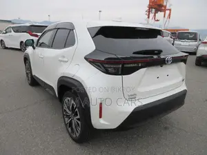 Toyota Yaris Cross 1.5 Hybrid FWD 2021 Pearl