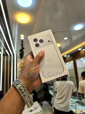 নতুন অ্যাপল আইফোন ১৭ প্রো ২৫৬ জিবি সিলভার